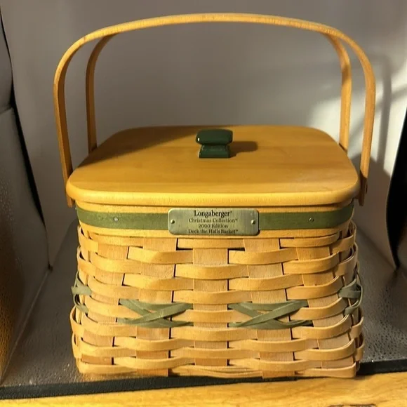 Longaberger Christmas collection 2000 edition deck the hall basket,​​